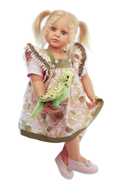 Puppe Johanna von Brigitte Paetsch 70 cm sitzend, blonde Haare, Kleidung grün/rose