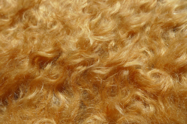 curly mohair plush 25 mm nougat